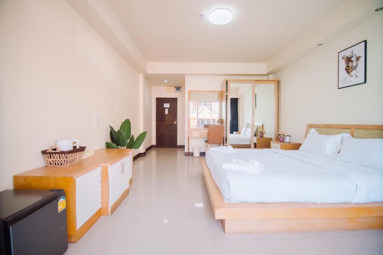 Patong Beach Side Hotel מראה חיצוני תמונה
