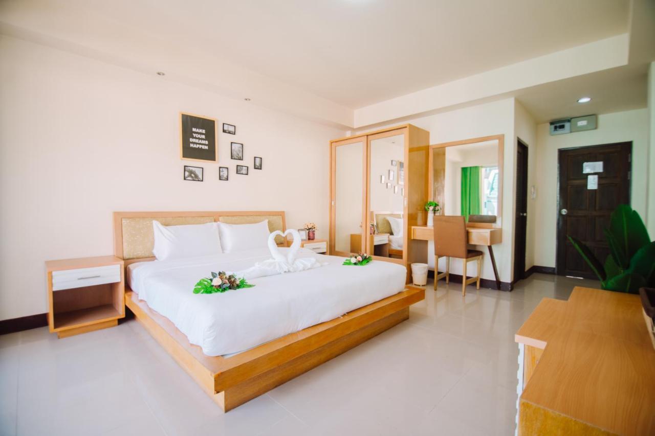 Patong Beach Side Hotel מראה חיצוני תמונה